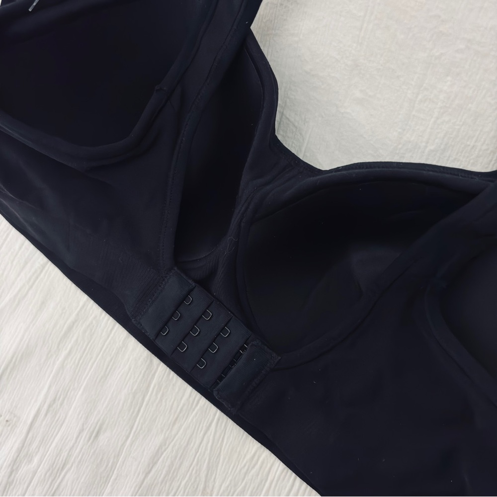 Truekind® Wireless Shaper Bra - Daily Comfort Size L Black - Picture 6 of 10